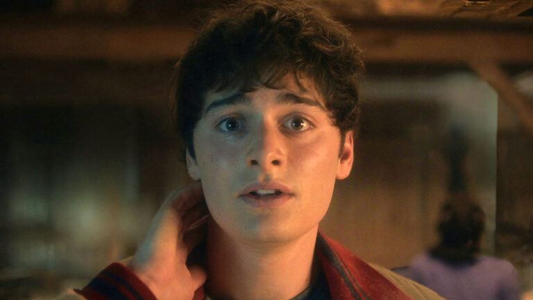 Noah Schnapp Stranger Things 5 scene