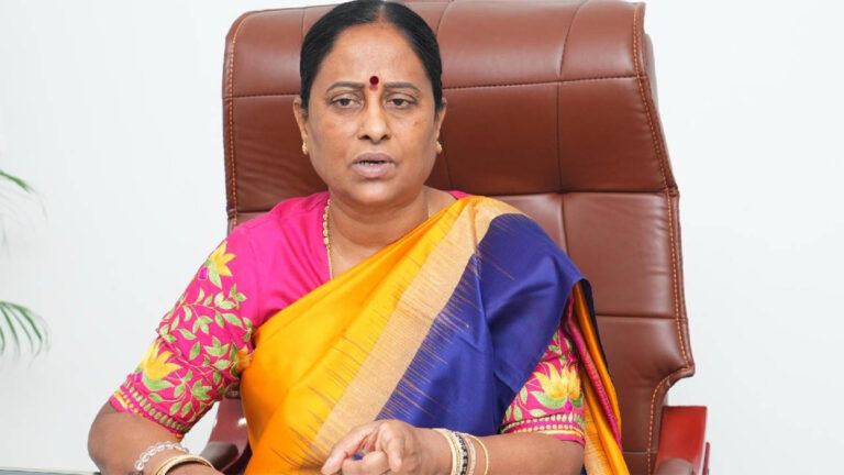 Non bailable warrant for Konda Surekha