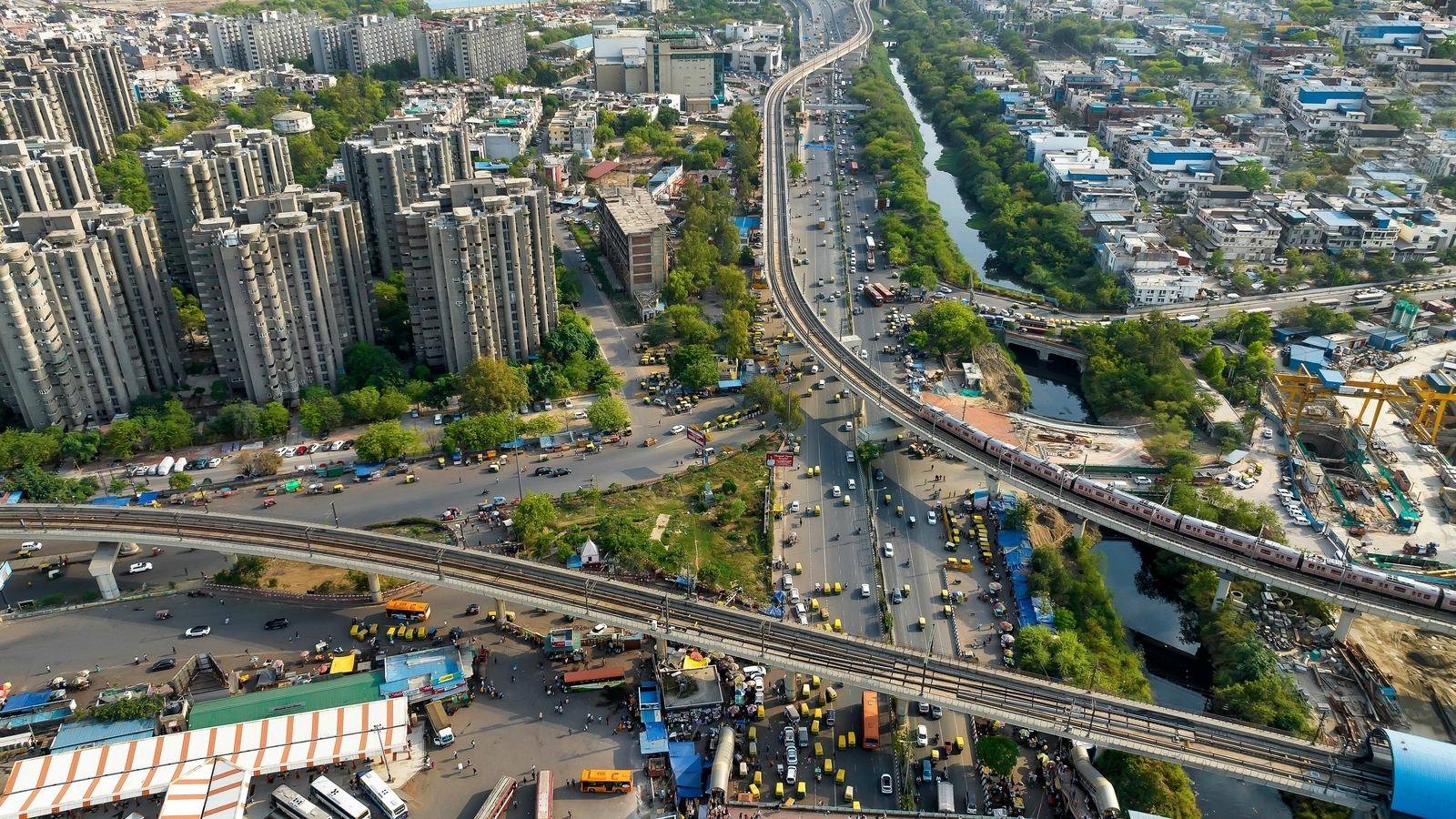 NRI couple facing Bengaluru reality