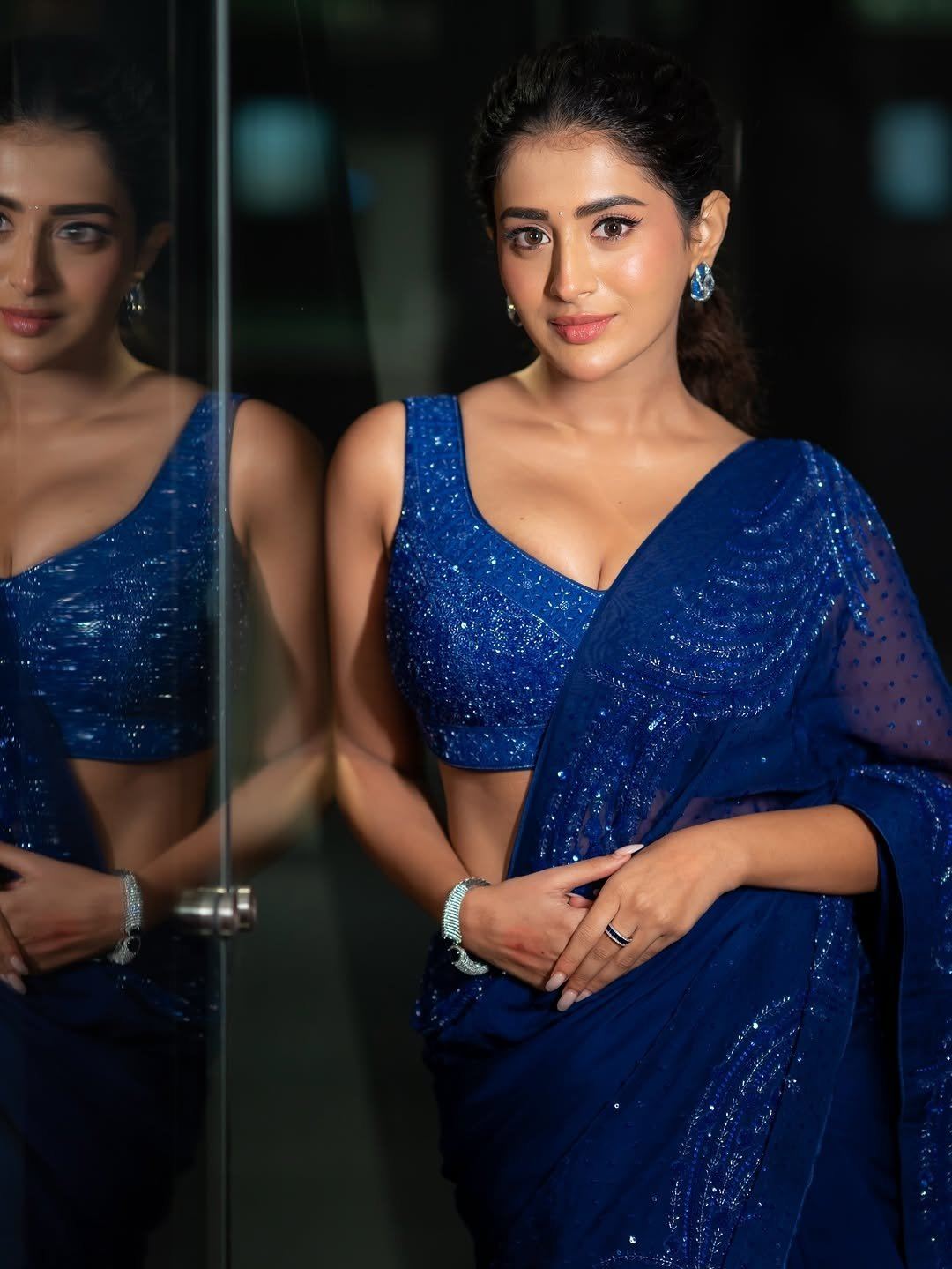 Rashi Singh Hot Look In Blue Sequin Saree Avatar