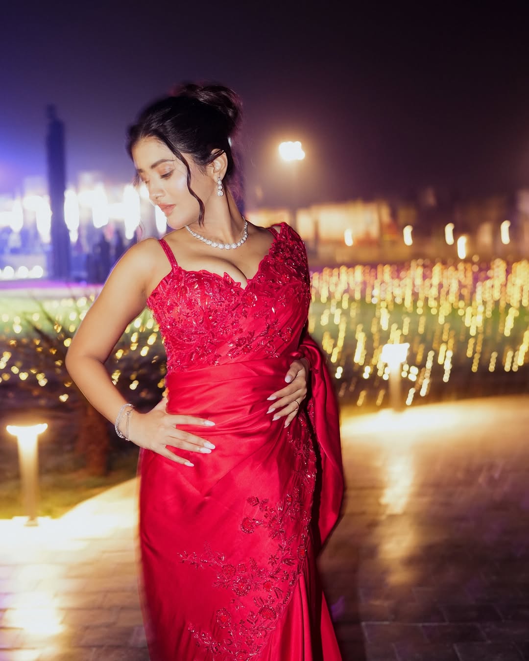 Rashi Singh Stylish Poses In Red Saree Night Pic