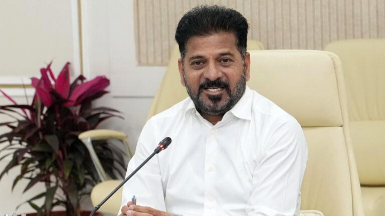 Revanth Reddy Slams KCR Publicly