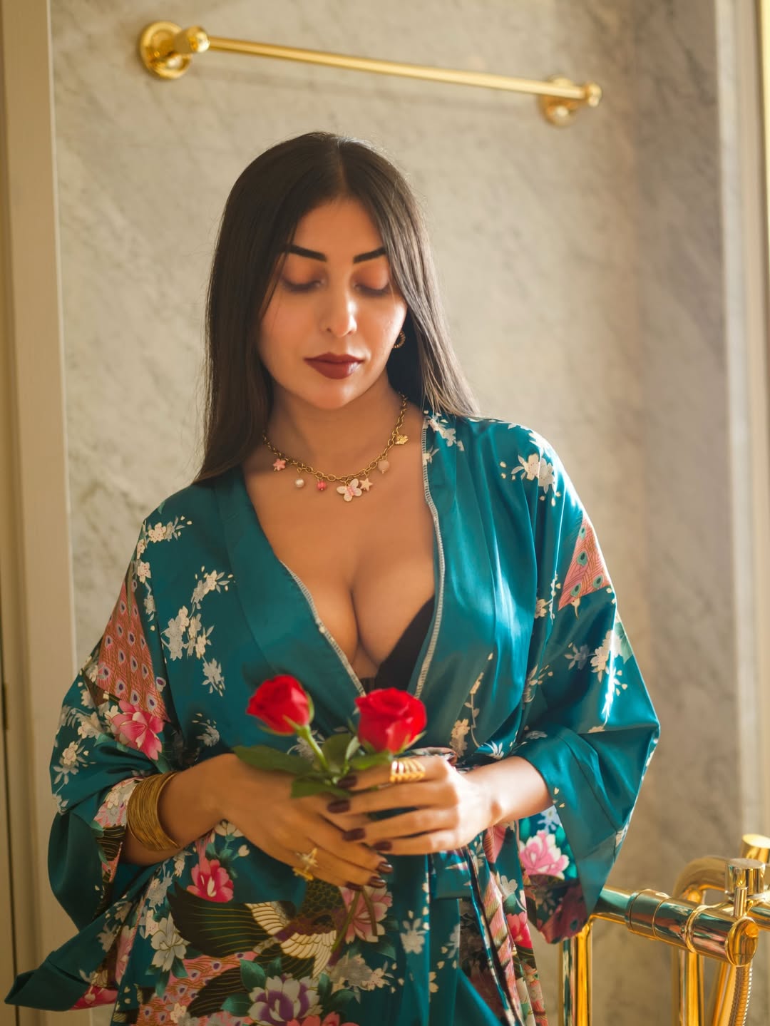 Ruma Sharma Flaunts Cleavage In Deep Neck Robe