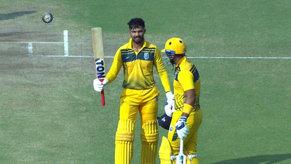Ruturaj Gaikwad batting in domestic cricket