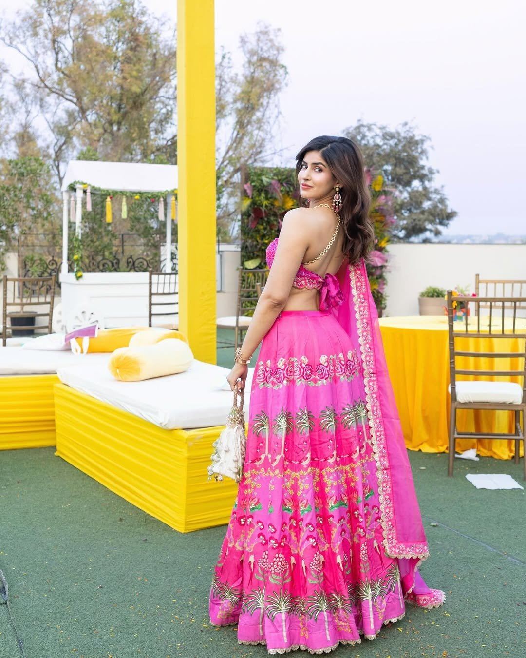 Sakshi Malik's Bold And Beautiful Festive Look