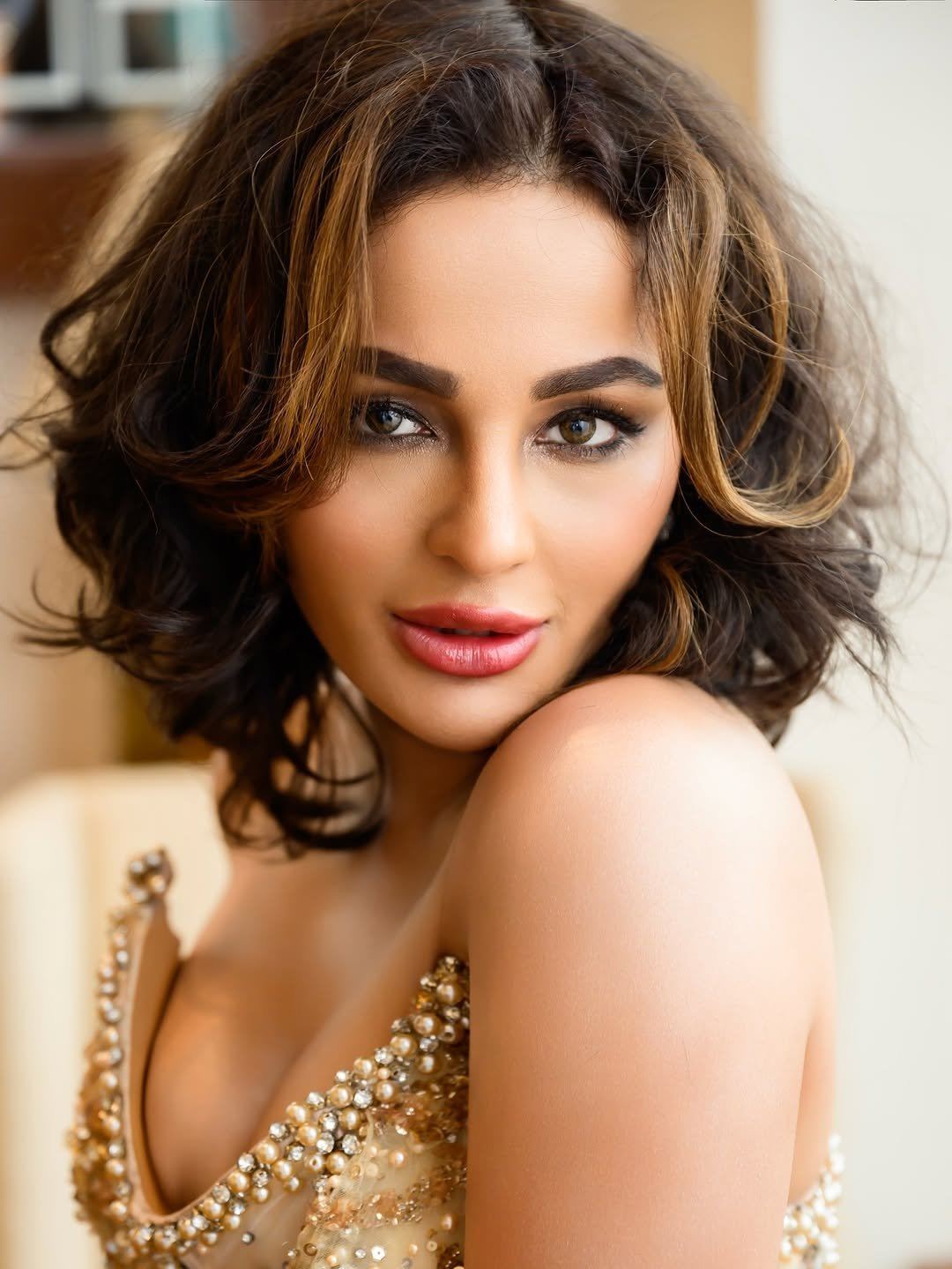 Seerat Kapoor Flaunts Curves In A Sizzling Outfit