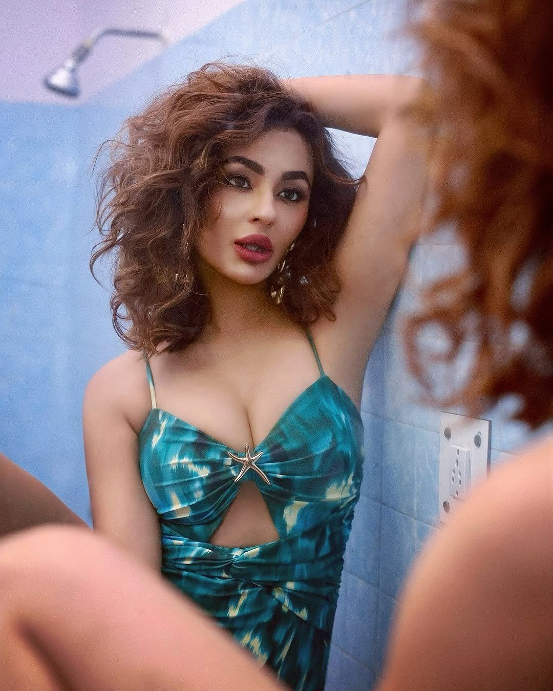 Seerat Kapoor Poses With Leg Up In A Bold Style