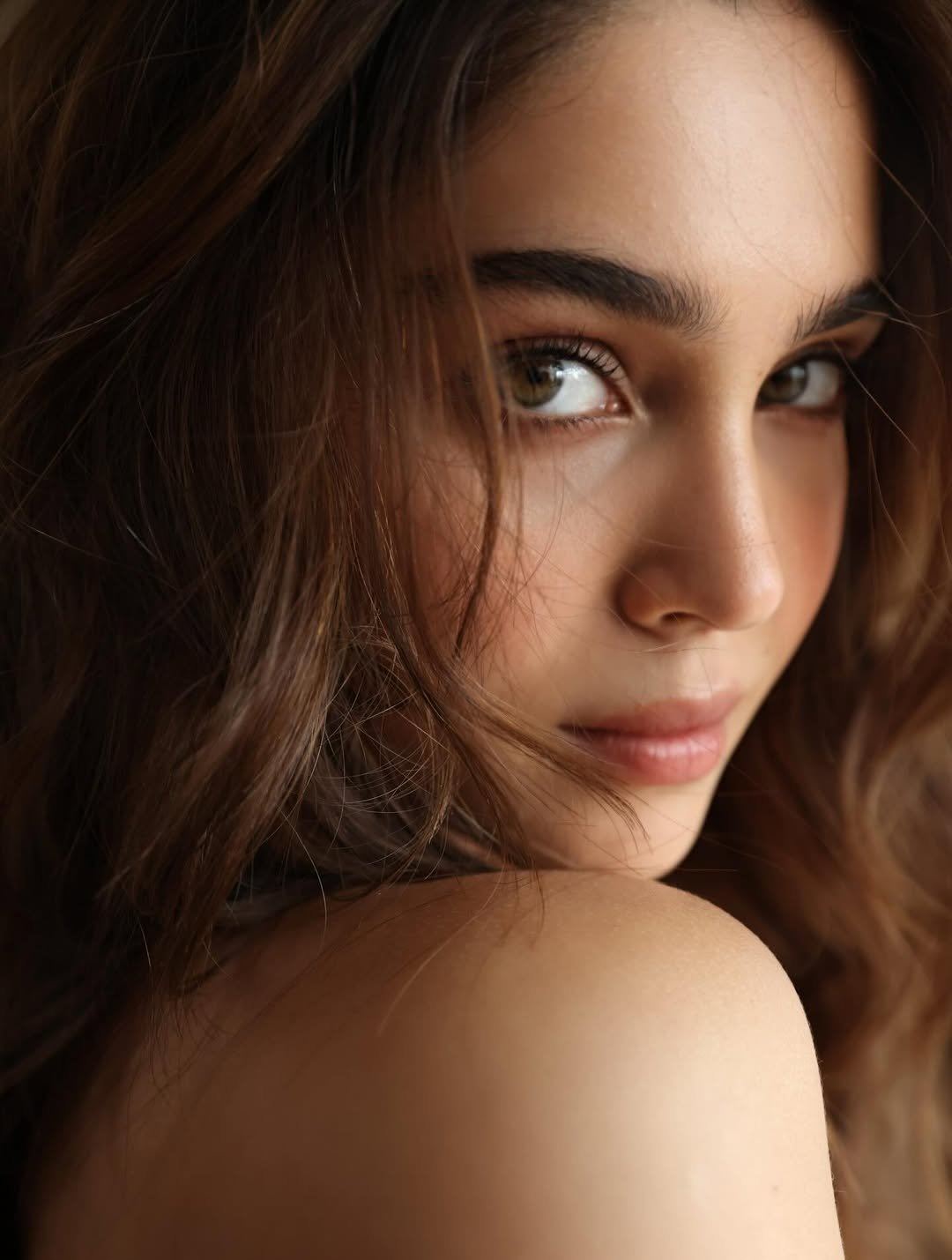 Sharvari Wagh Messy Hair Look In Studio Shot