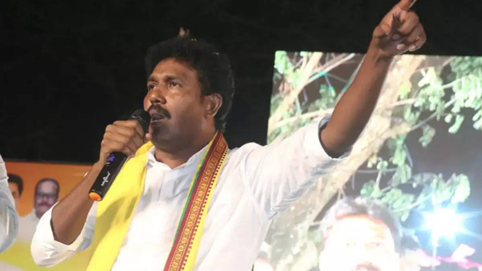tdp-breaks-silence-as-ms-raju-counters-kcrs-remarks