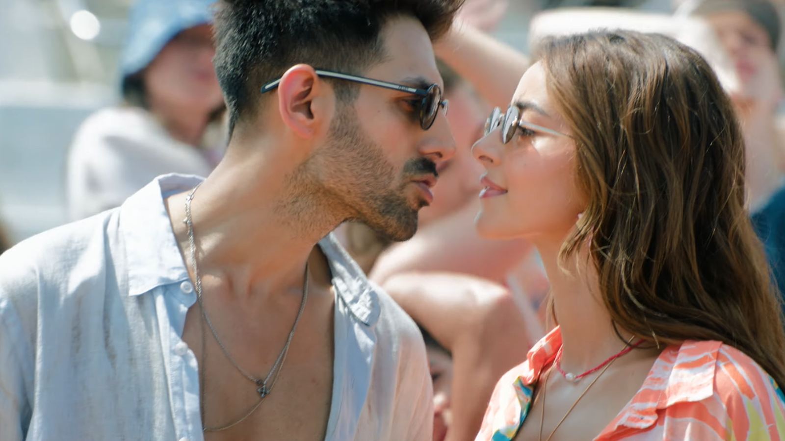 Tu Meri Mein Tera song controversy buzz