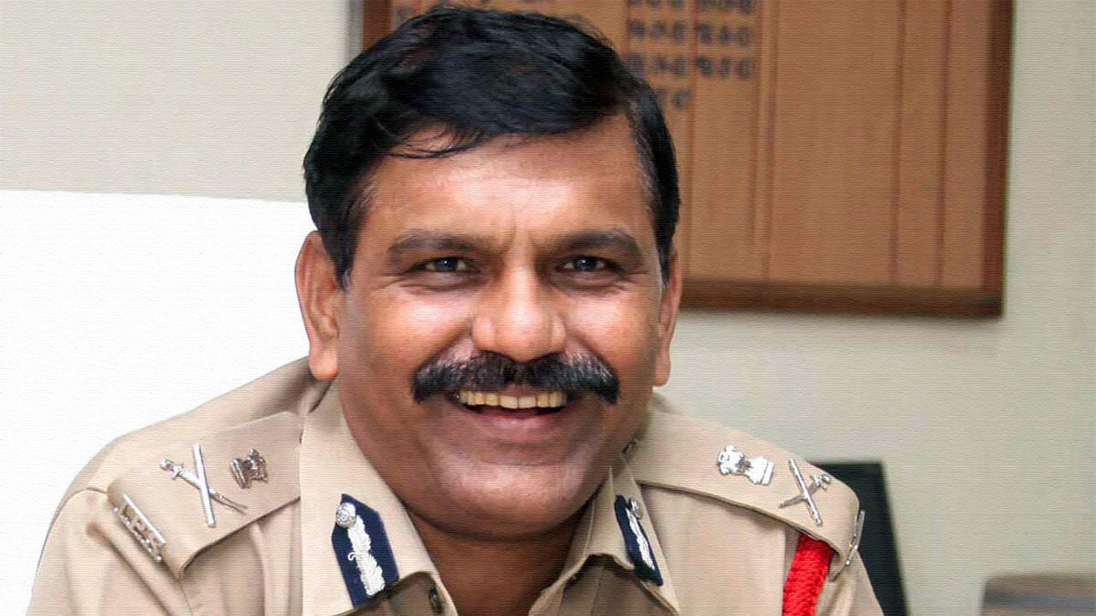 Why Retired IPS Nageshwar Rao Targets Modi, Chandrababu