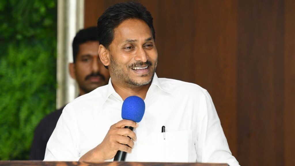 YS Jagan Mohan Reddy in Bengaluru residence