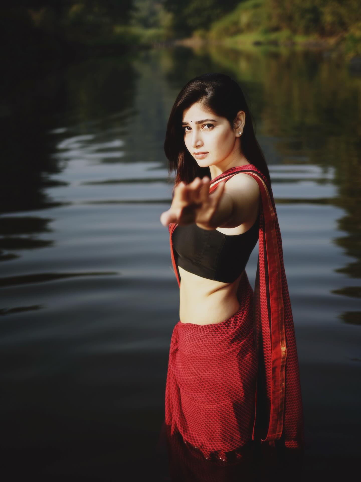 Advika Sharma Captures Bold Calm In Saree Style