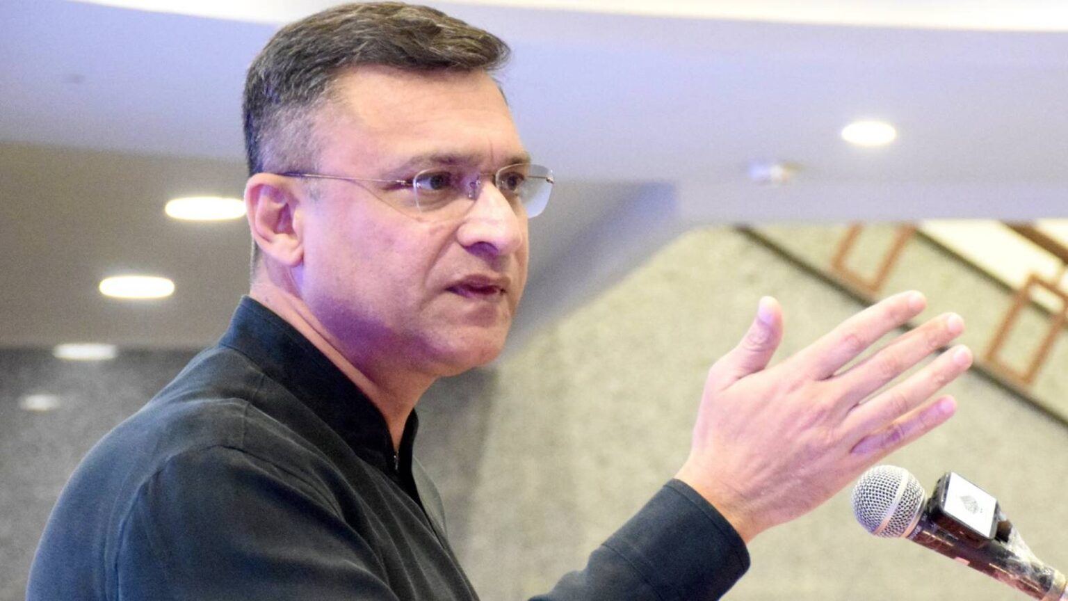 Akbaruddin Owaisi Links Brs Cases to Electoral Bonds