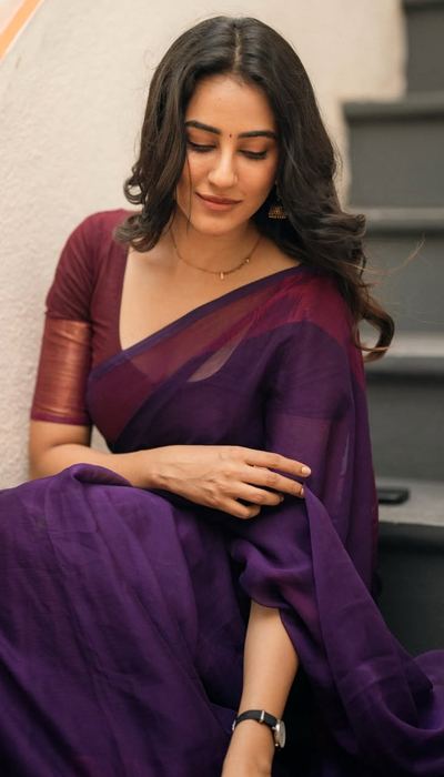 Akshaya Hariharan Rocks The Perfect Ethnic Vibe