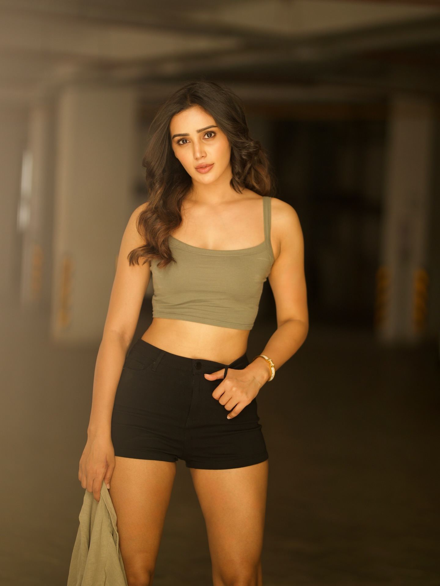 Anaira Gupta bold look in modern photoshoot