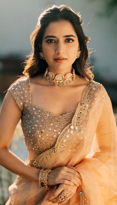 Ashika Ranganath Radiating Class In Ethnic Wear