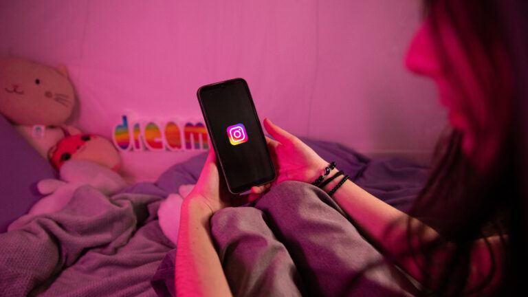 Children exposed to Instagram reel