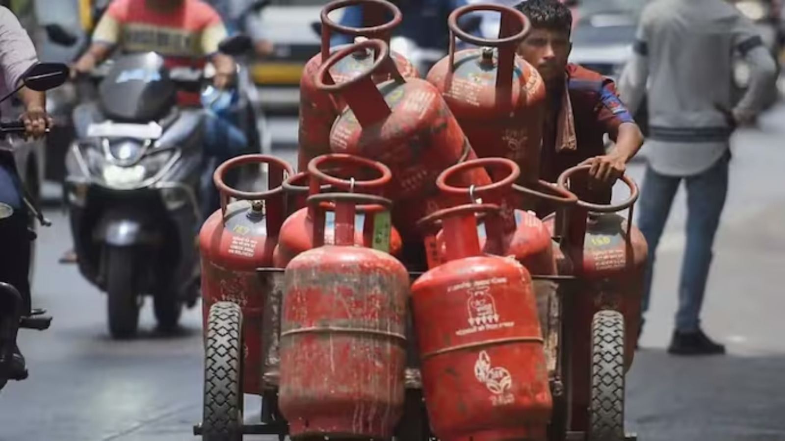 commercial LPG cylinder price hike India
