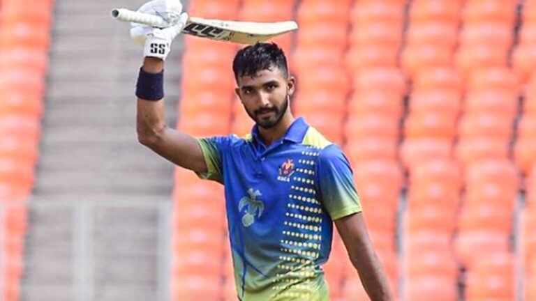 Devdutt Padikkal batting in Vijay Hazare