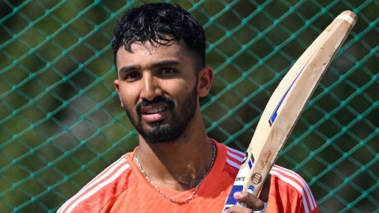 Devdutt Padikkal batting in Vijay Hazare Trophy