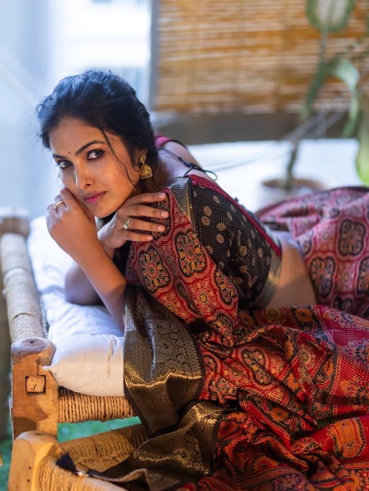 Divi Vadthya Rustic Saree Photoshoot