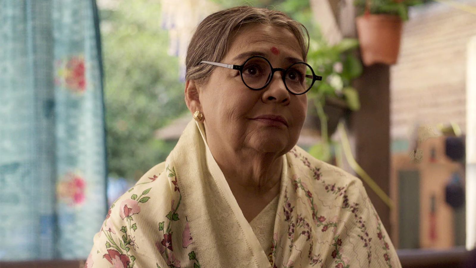 Farida Jalal O’Romeo teaser scene