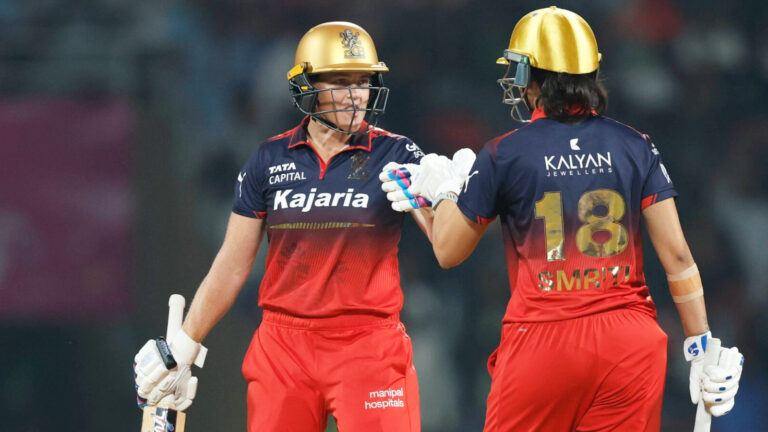 Grace Harris and Smriti Mandhana for RCB