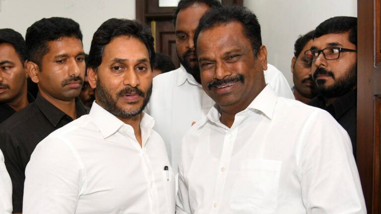 Kandukur YSRCP Crisis