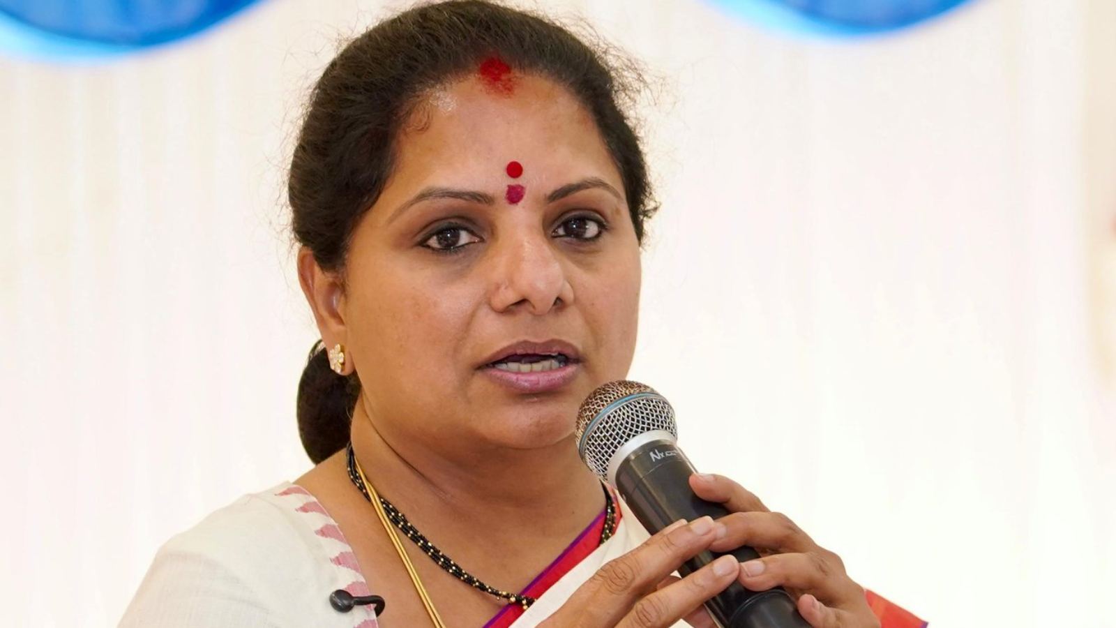 Kavitha Congress political buzz Telangana