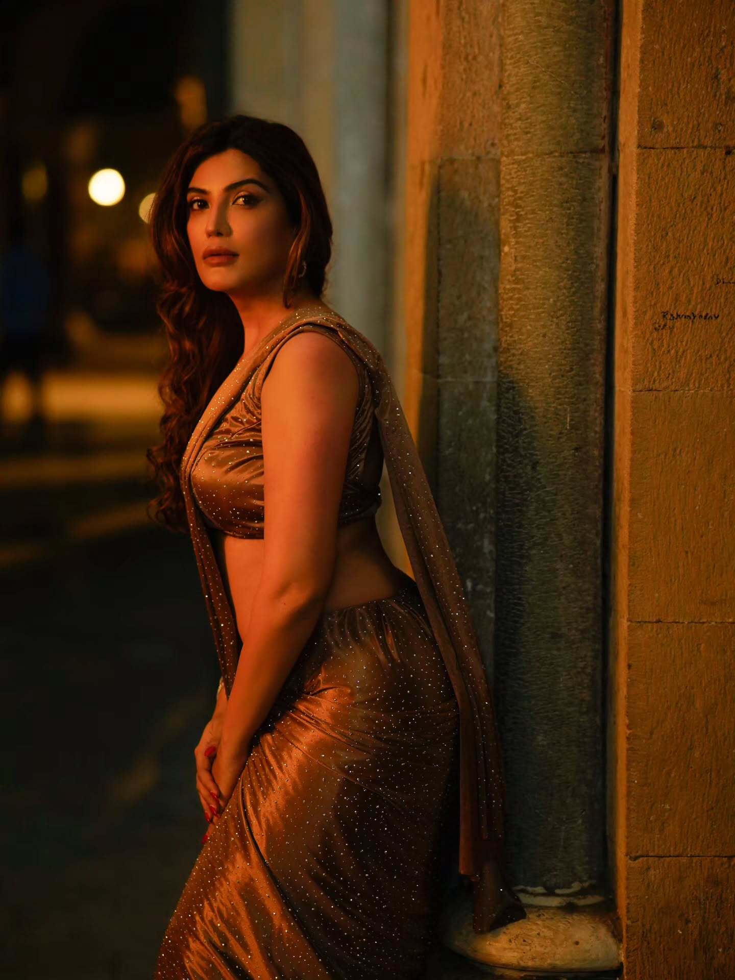Mrinmai Kolwalkar glamorous saree pose at night