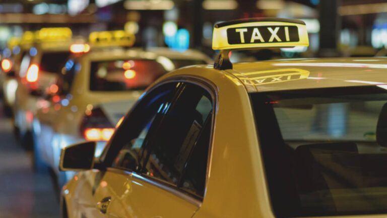 Mumbai airport cab scam case