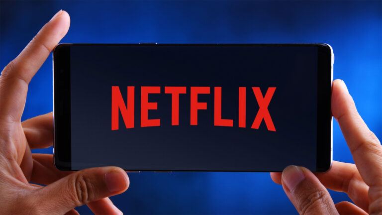 Netflix revenue and subscriber growth in 2025