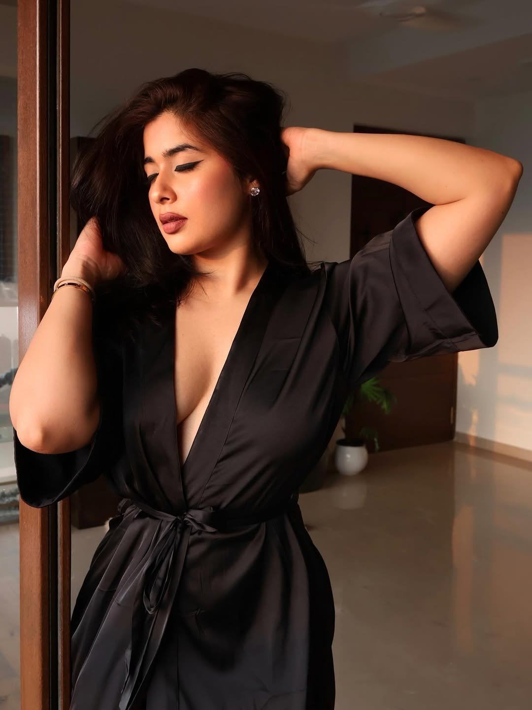 Nikita Sharma Flaunts Her Curvy Figure Right Now
