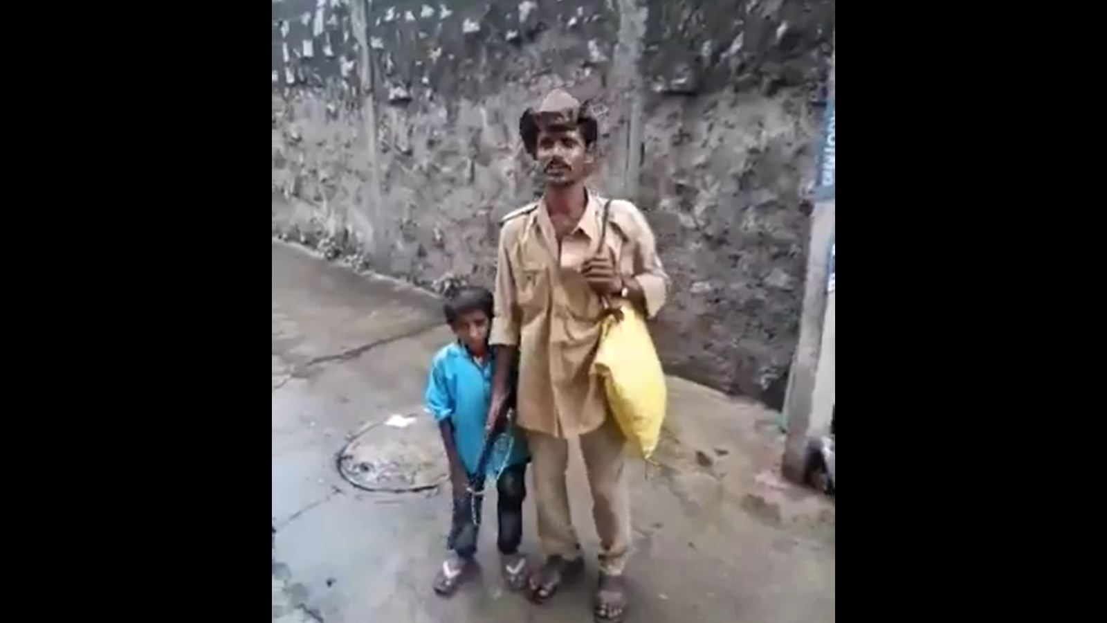 Pittala Dora folk artist performing traditional storytelling during Sankranti in Andhra Pradesh