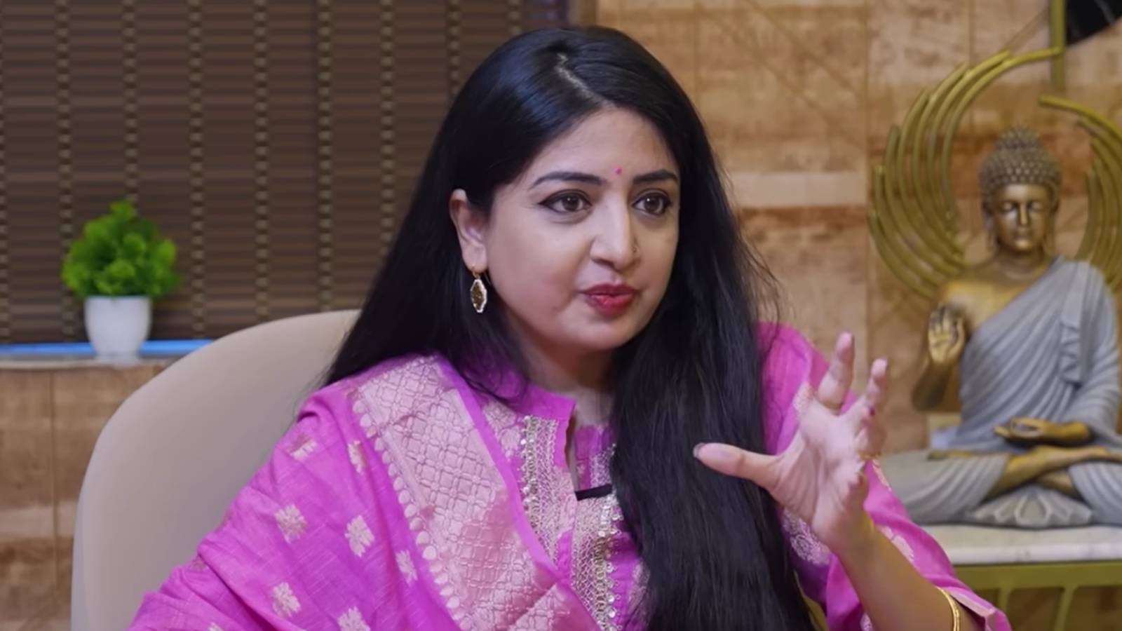 Poonam Kaur Allegations
