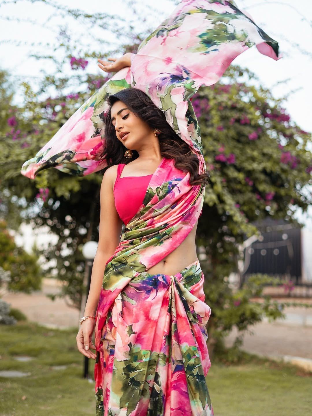 Rashi Singh Pink Floral Saree Swing Pose Shot