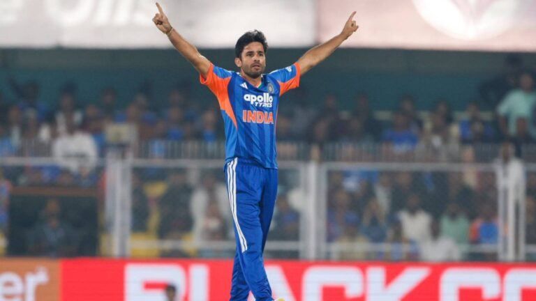 Ravi Bishnoi bowling against New Zealand