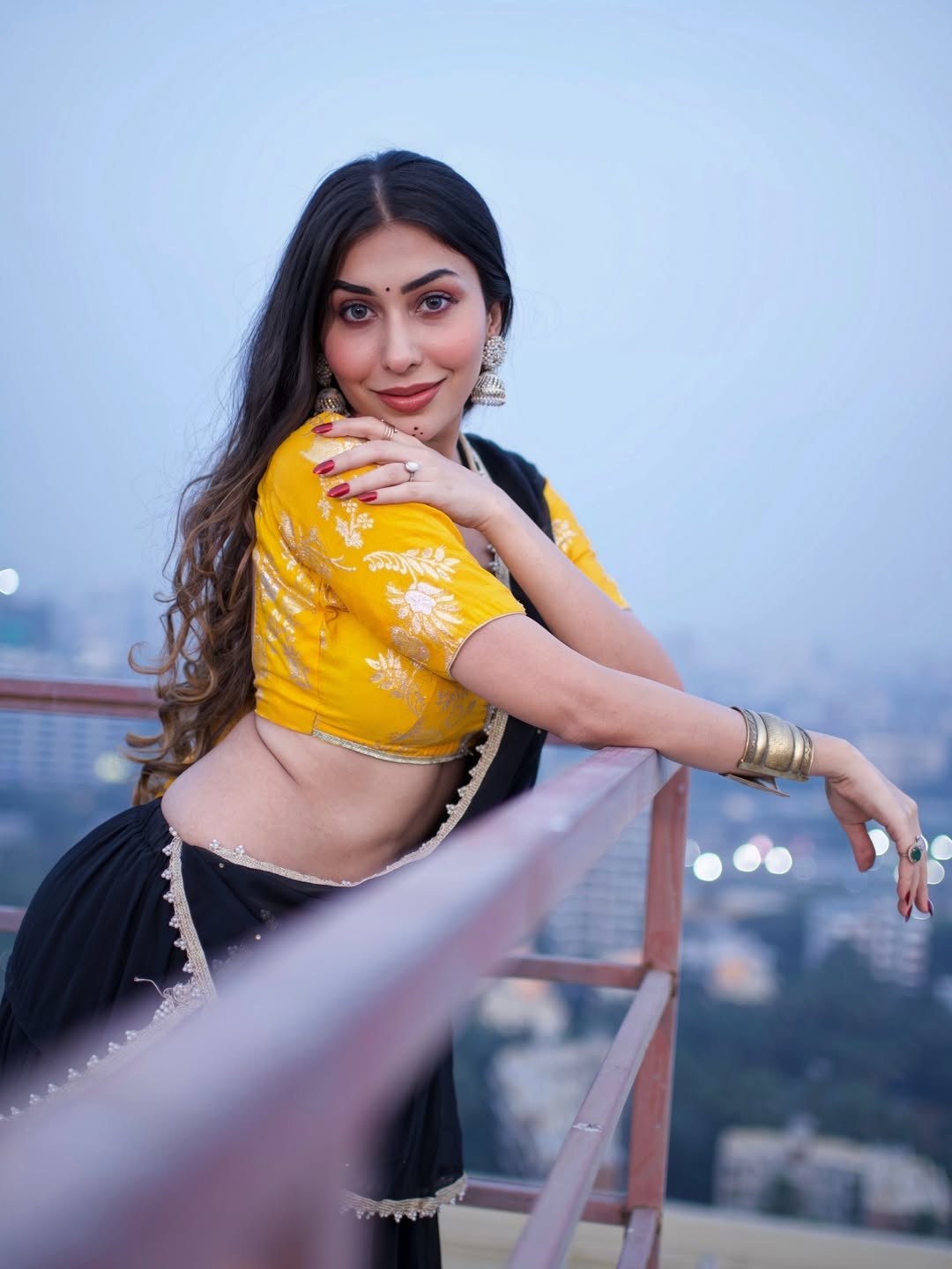 Ruma Sharma Looking Radiant In Spicy Ethnic Wear.