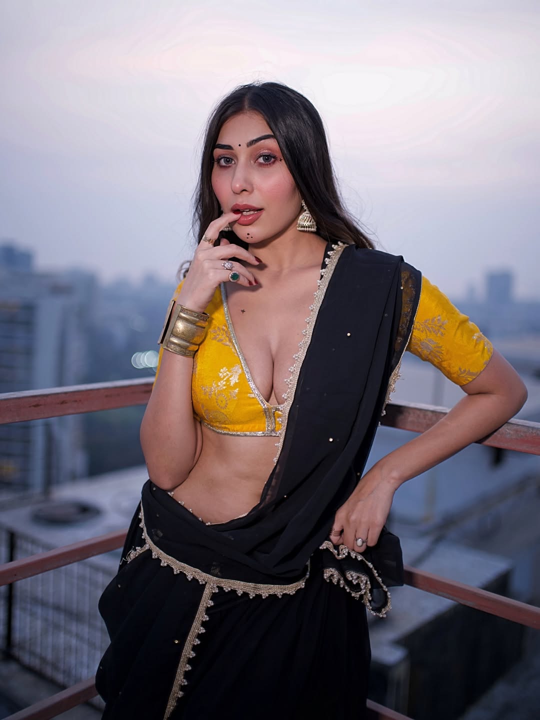Edgy Ruma Sharma Shows Off Her Trendy Desi Style.