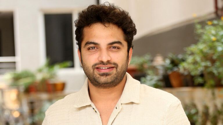 Seethapayanam and Vishwak sen release clash
