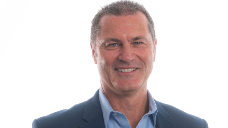 Simon Taufel on T20 bowling rule change