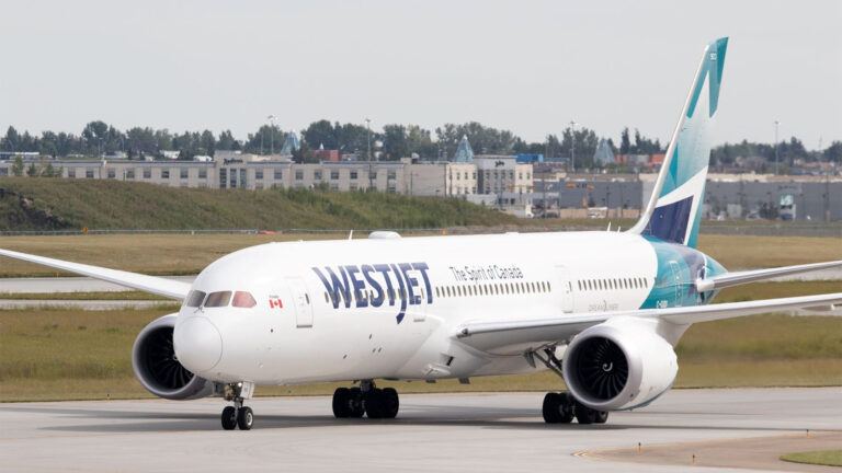 WestJet economy seats legroom issue