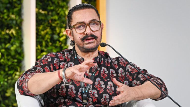 Aamir Khan mediates Don 3 dispute