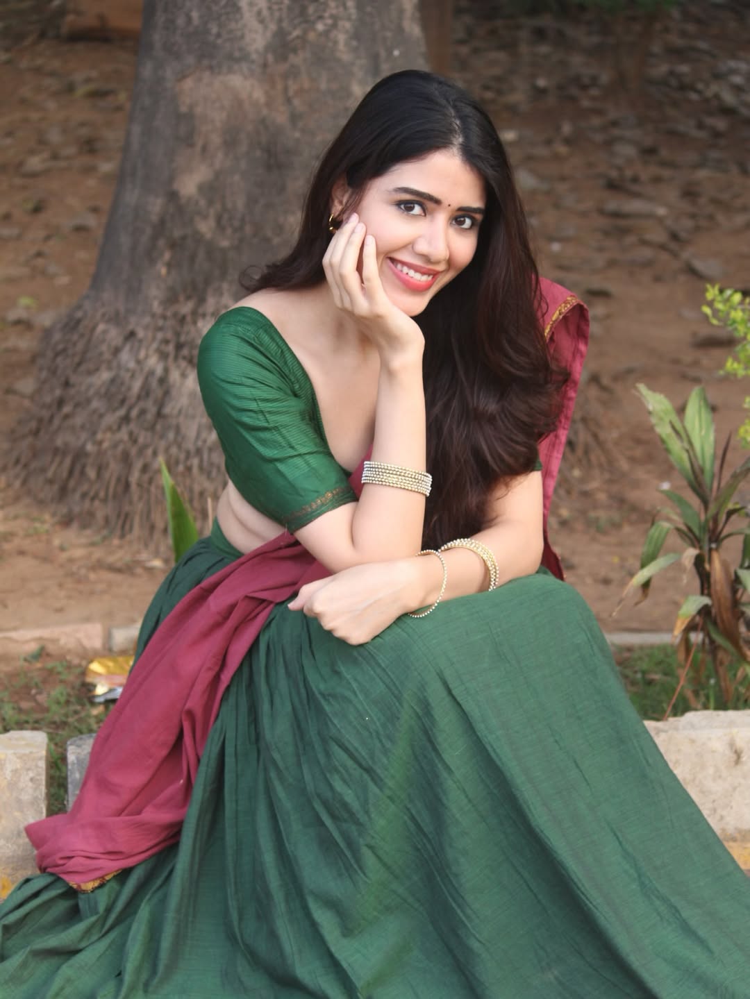 Aarti Chhikara Displaying Playful Outdoor Poses