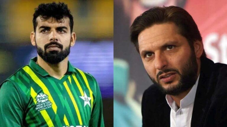 Afridi and Shadab debate