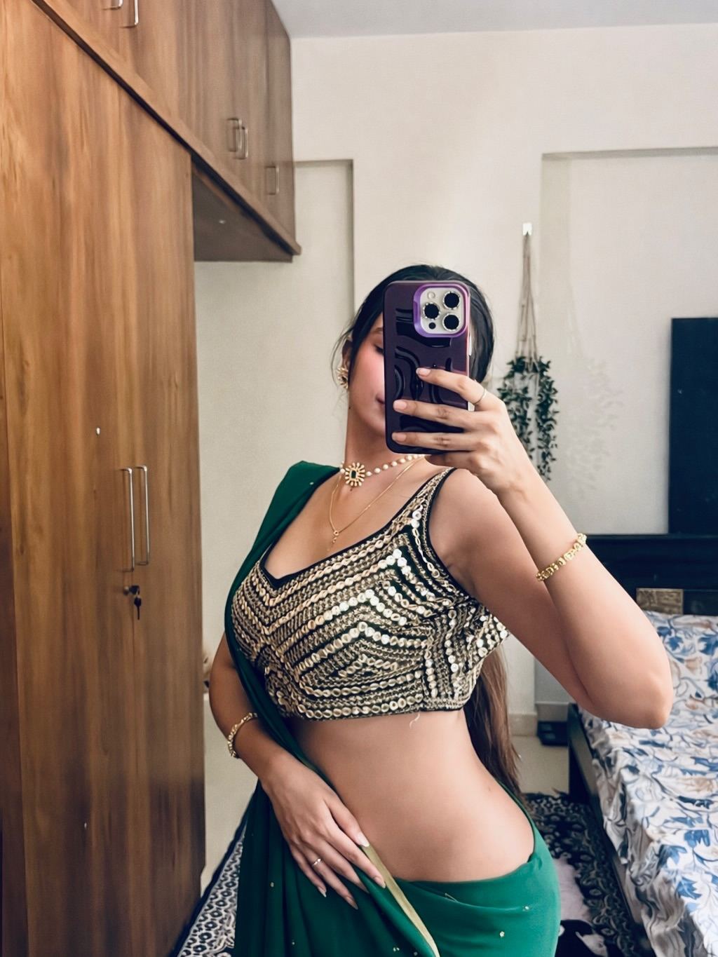 Aparna Reddy Flaunting Trendy Desi Saree Style