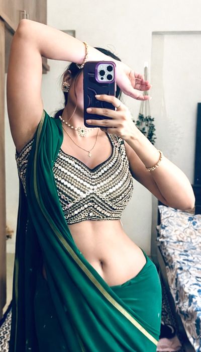 Bold Navel Reveal Pose By Actress Aparna Reddy