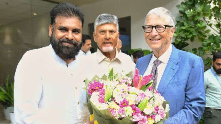 Bill Gates meets Chandrababu in Amaravati