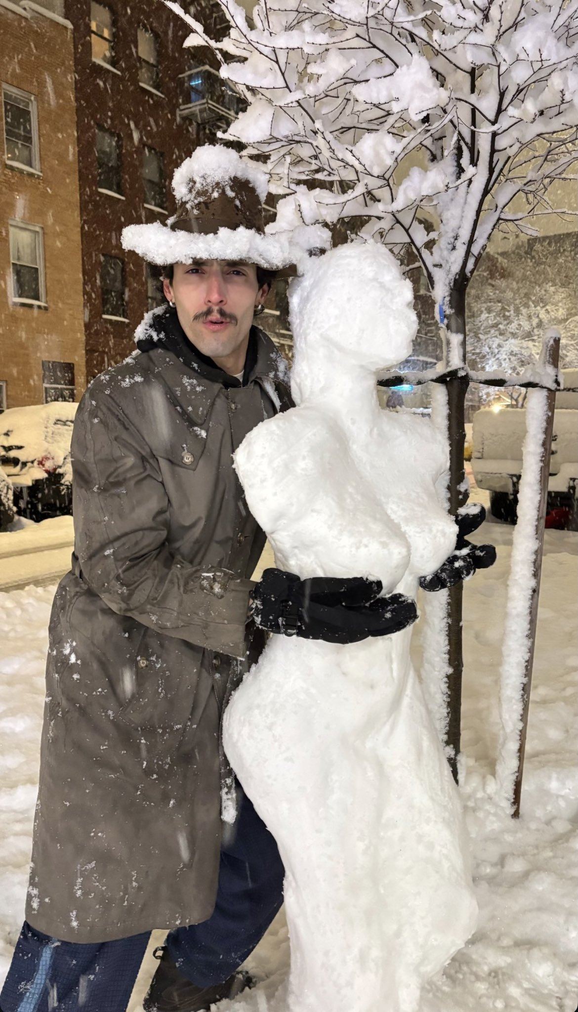 Blizzard Leaves New York Paralyzed